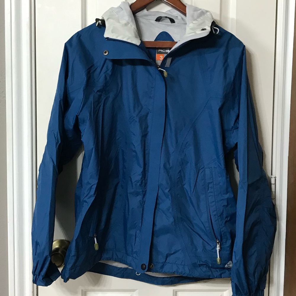 Nike wind breaker jacket